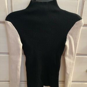 Zara sweater mock neck black and cream lots of stretch size medium fits large